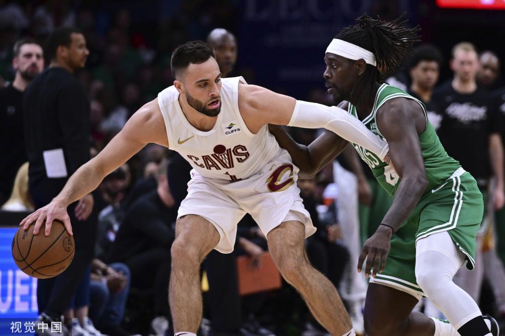 让它在F1 让它在F1