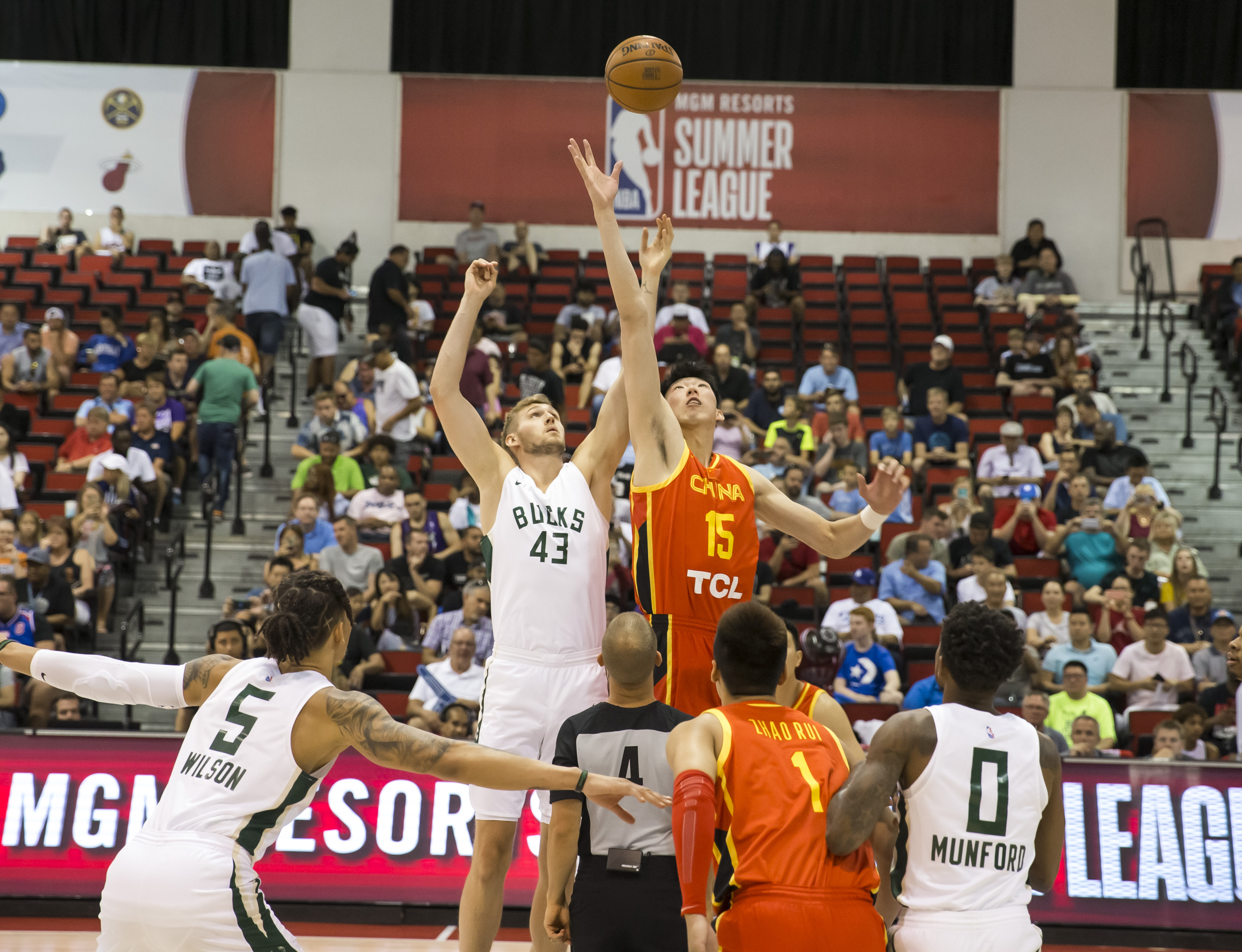 而湖人队的 而湖人队的