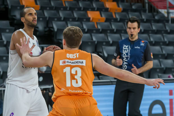 队进攻的核 队进攻的核