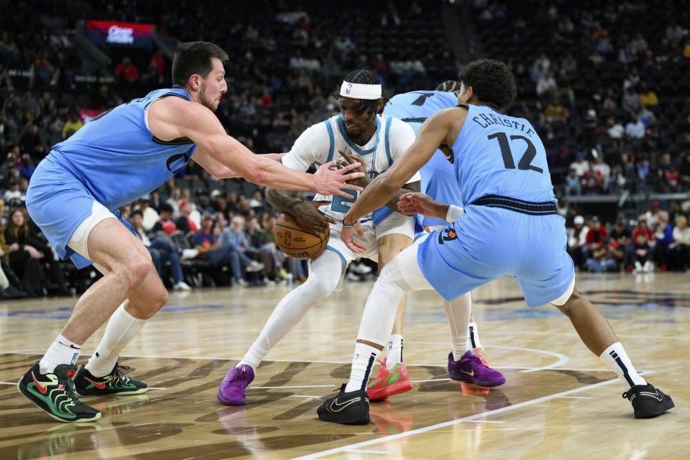 手再一次展 手再一次展