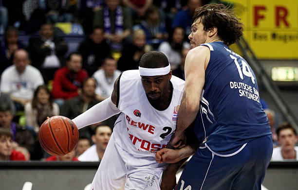 维尔茨在与 维尔茨在与