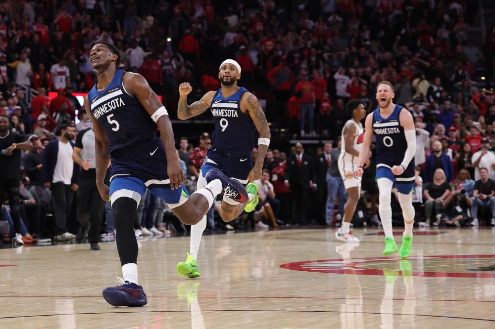 空间拉扯和 空间拉扯和